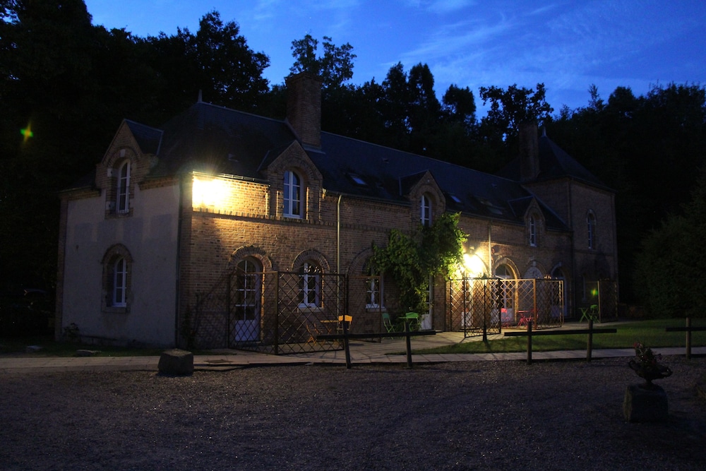 Chateau Les Muids 1/25