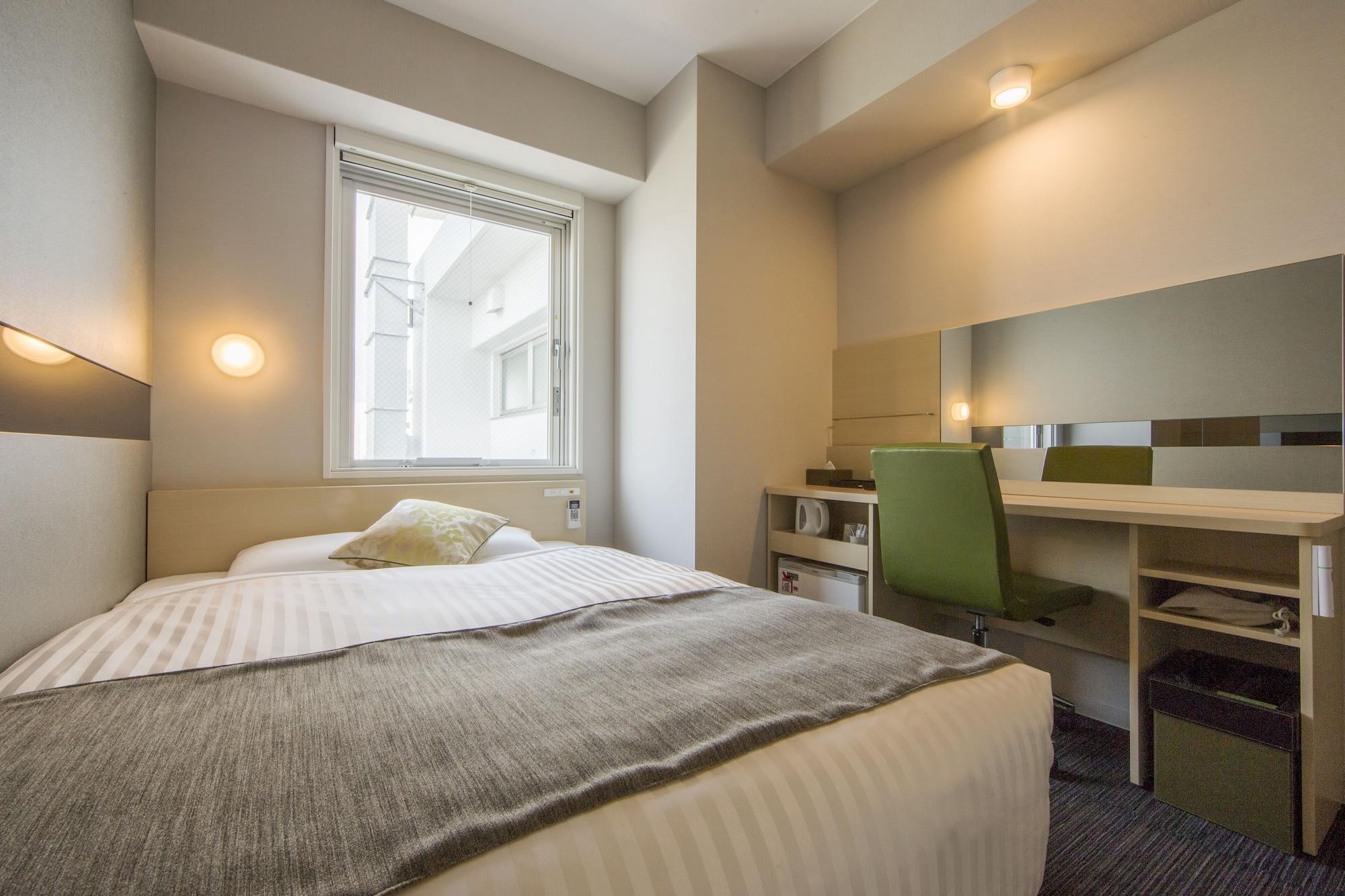 Adjoining, 2 Rooms