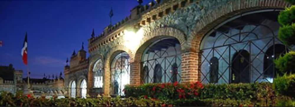 Hotel Castillo Santa Cecilia 8/70