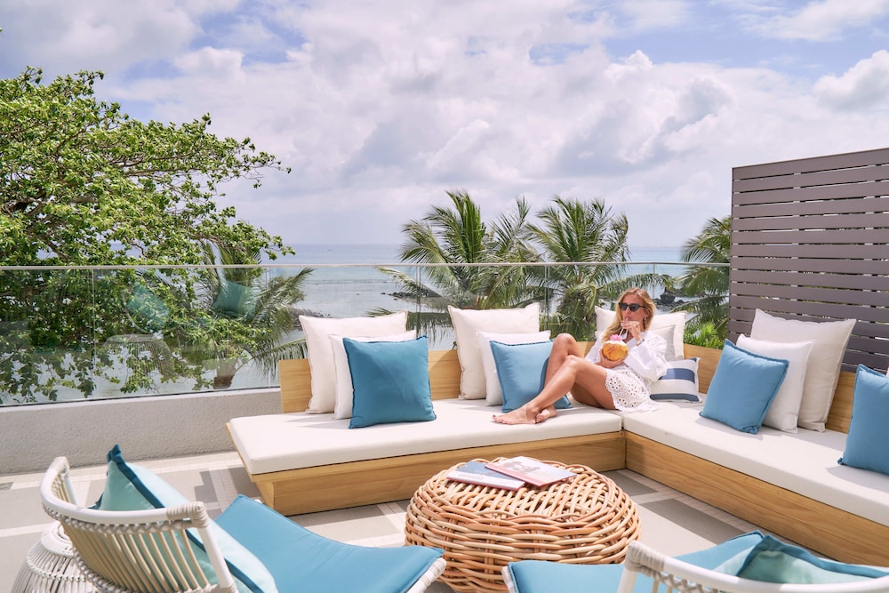 Les Estivales Beachfront Suites & Penthouses By Lo 40/48