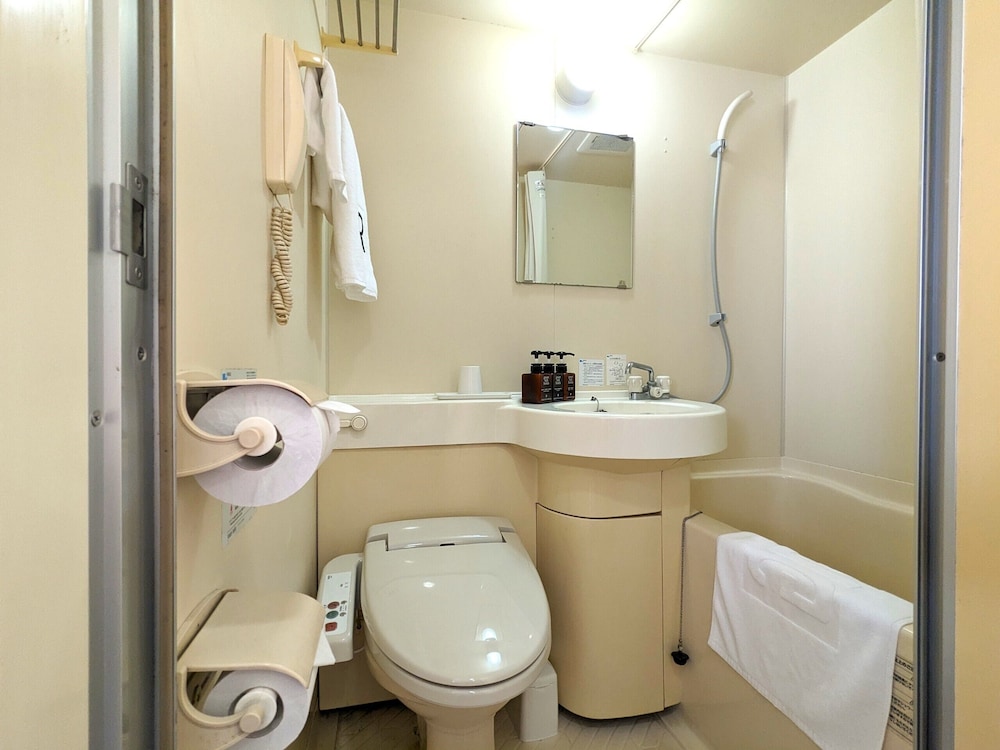 Kenchomae Green Hotel 57/59
