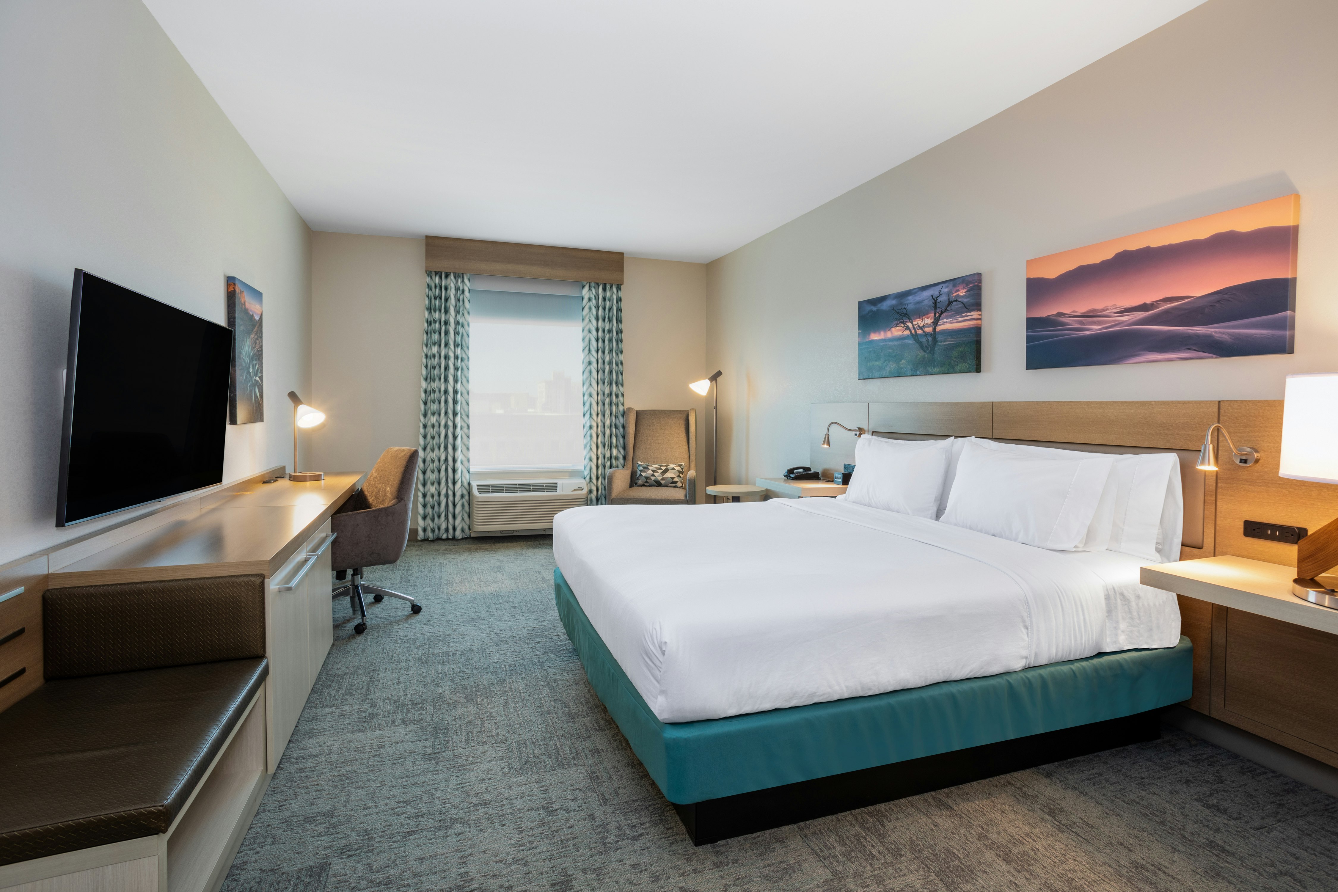 ROOM, KING BED