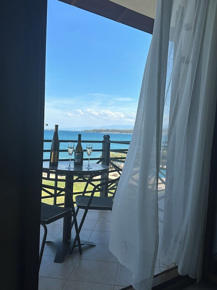 Europa Beach Galaxidi 27/37