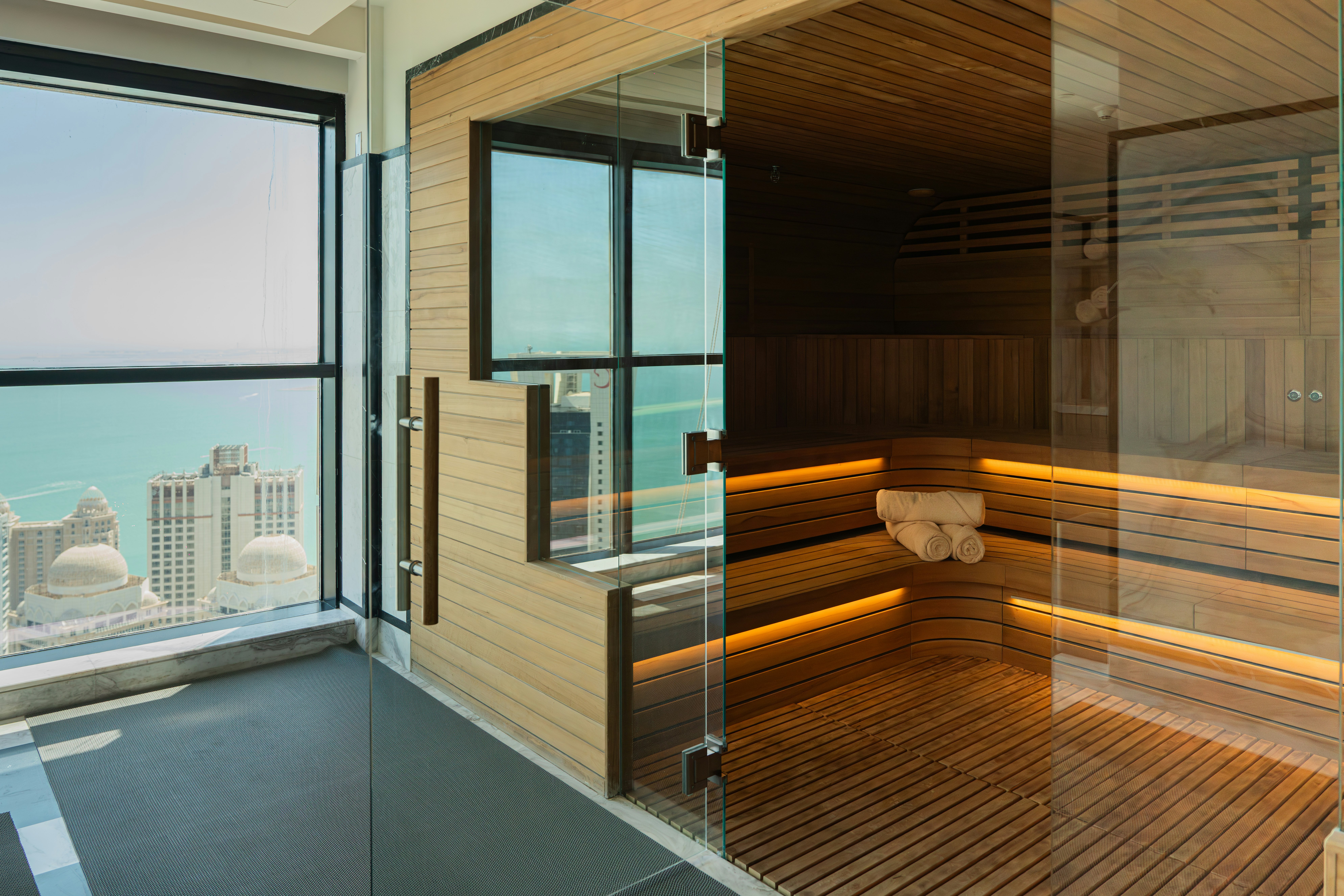 Waldorf Astoria Doha West Bay 34/70