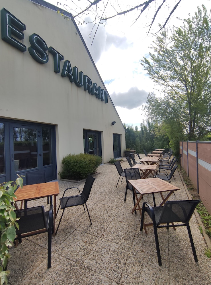 Campanile Sable Sur Sarthe Vion 31/37