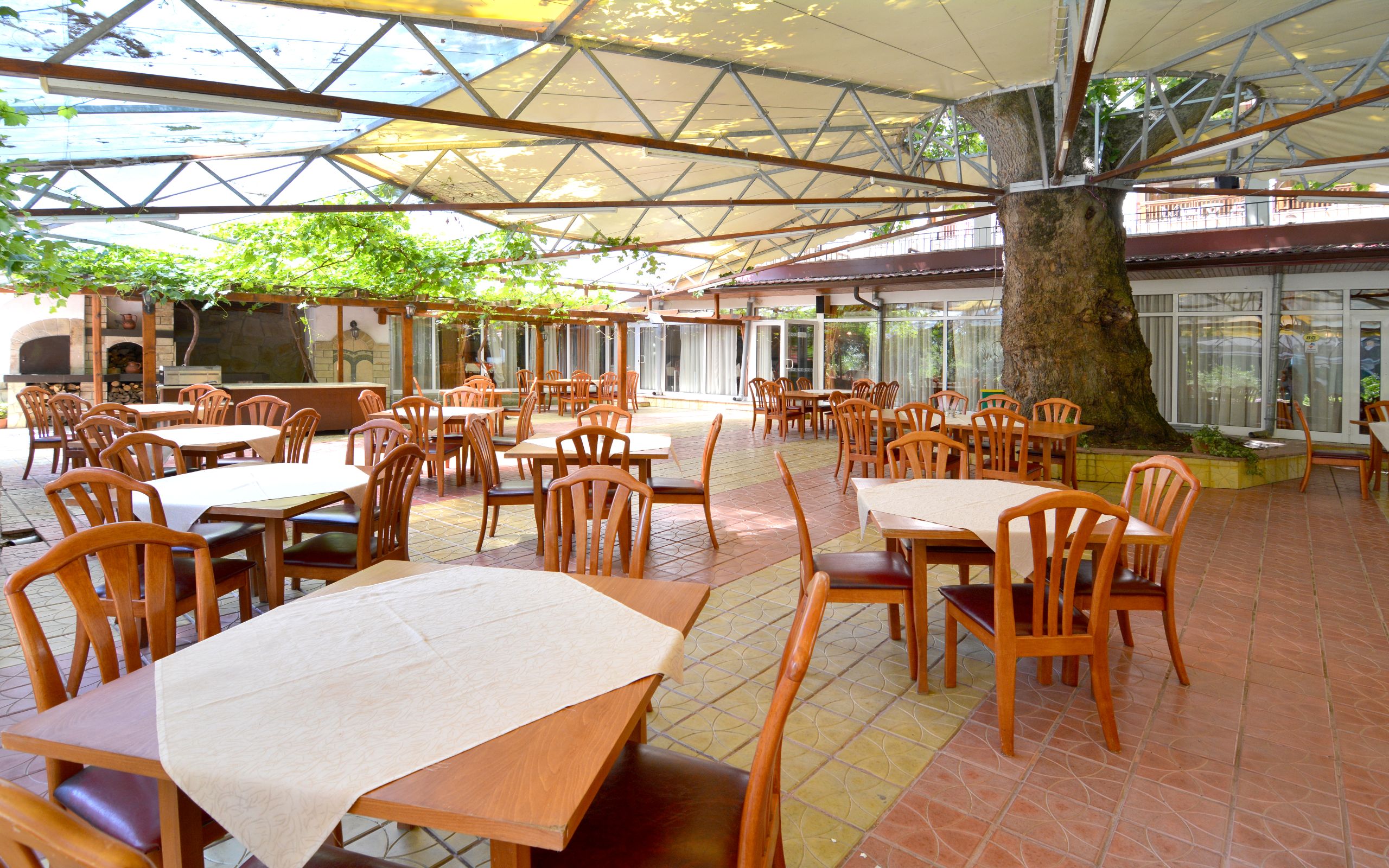 Estreya Palace 48/63