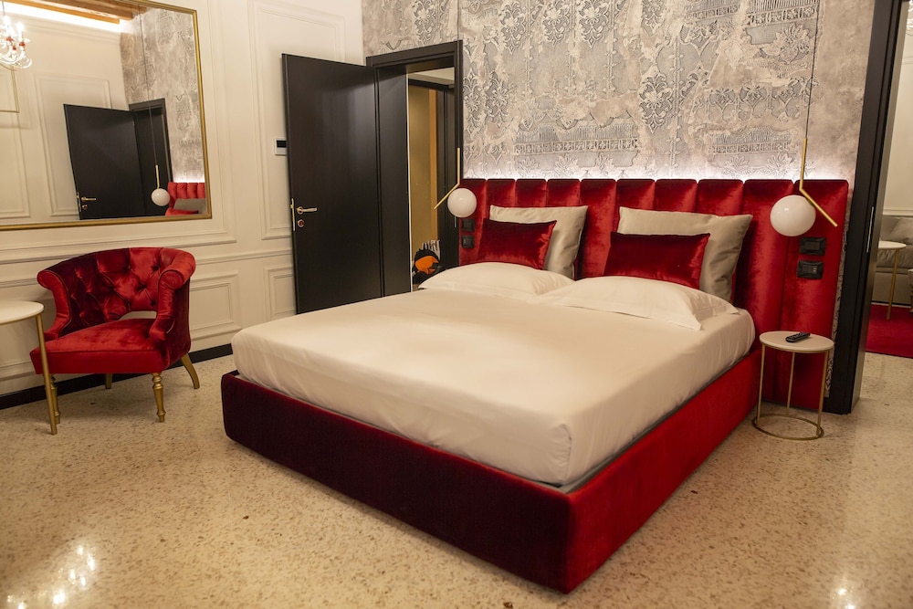 HONEYMOON, SUITE, ANNEX