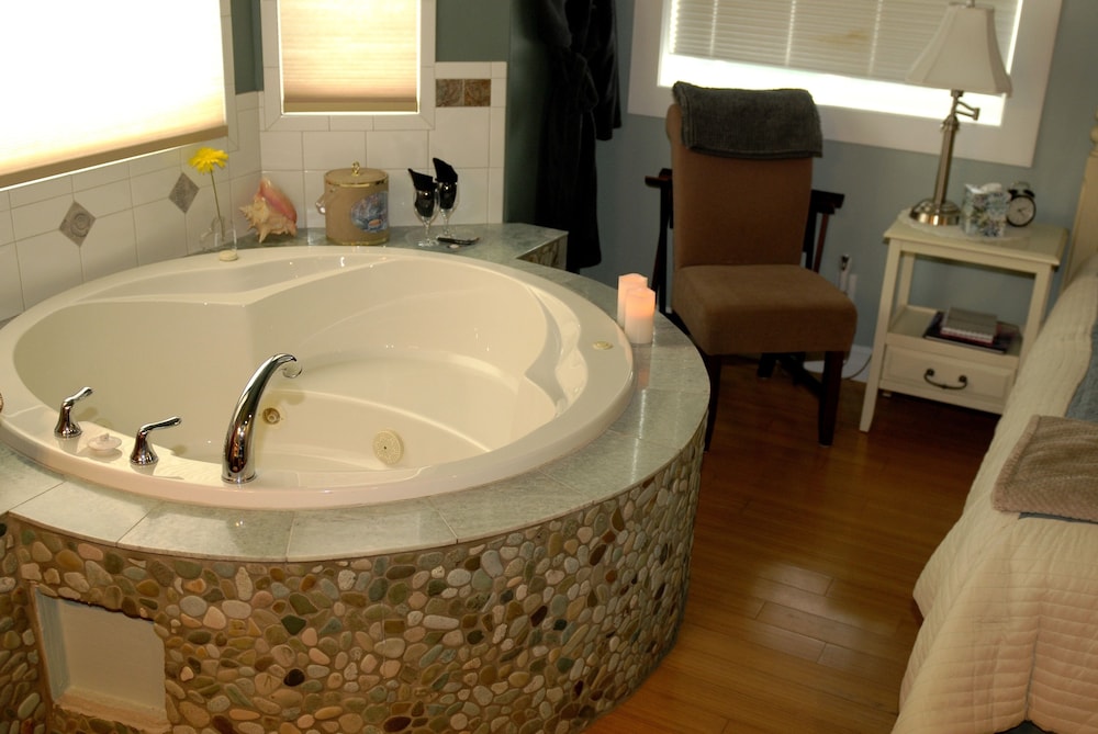 The Collins Inn And Seaside Cottages - Adults Only 56/77