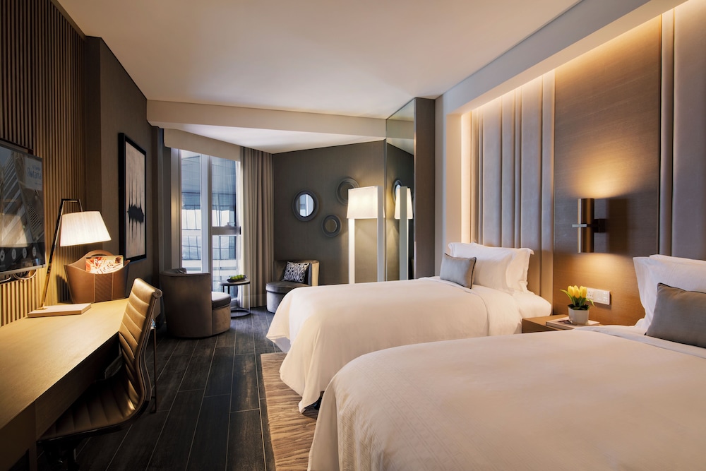 ROOM, TWIN BEDS, CREEK VIEW