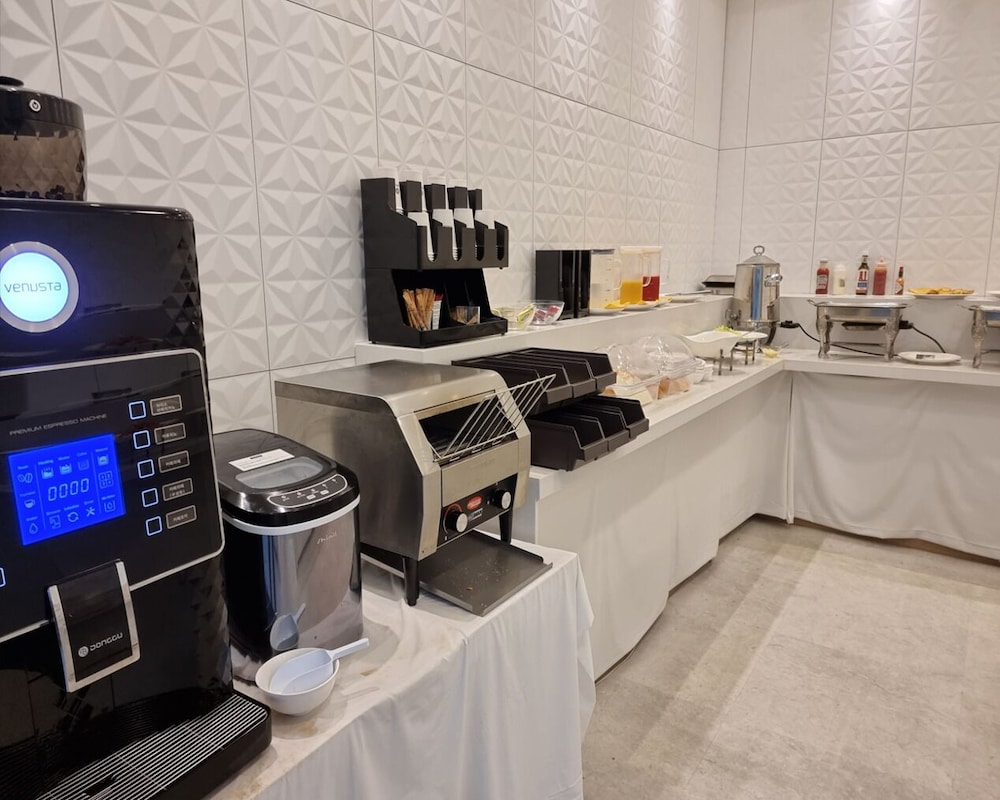 Ekklim Classic Hotel 22/32