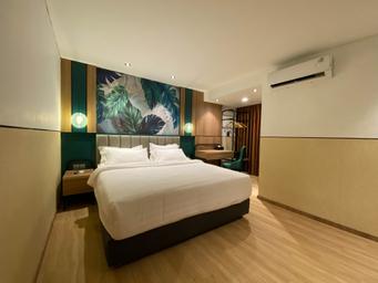 Story, Double Bed
