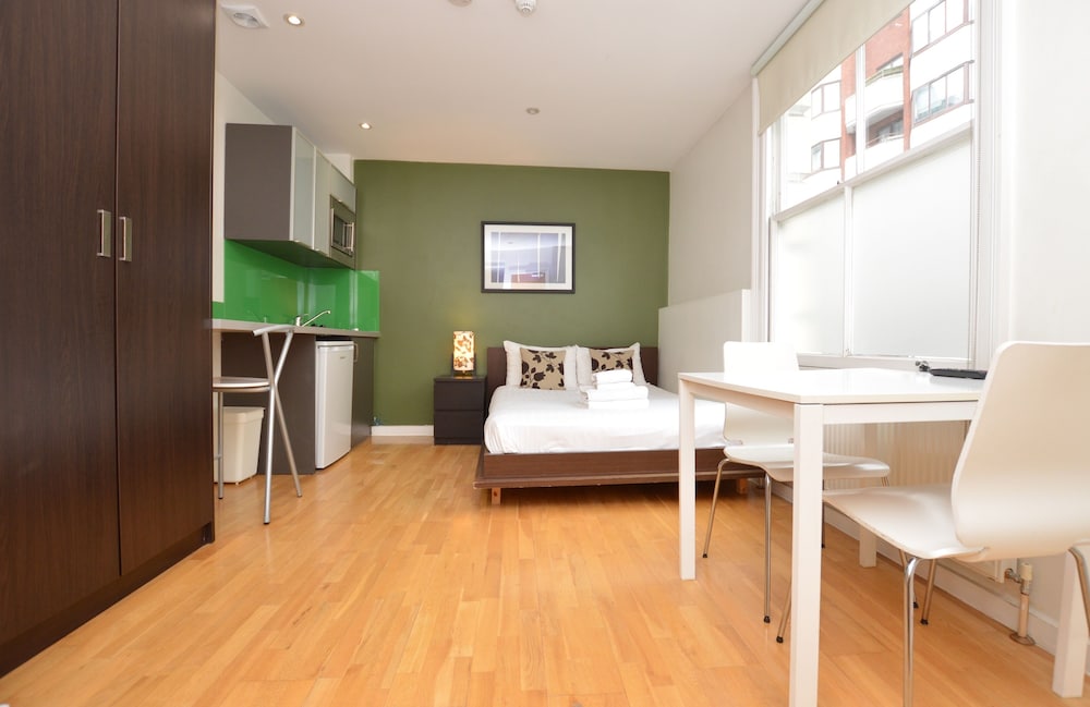 Princes Square Serviced Apartments 16/50