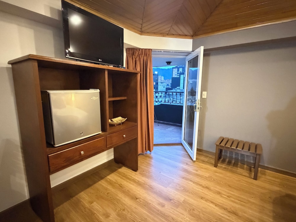 Blu Inn Hotel 38/50
