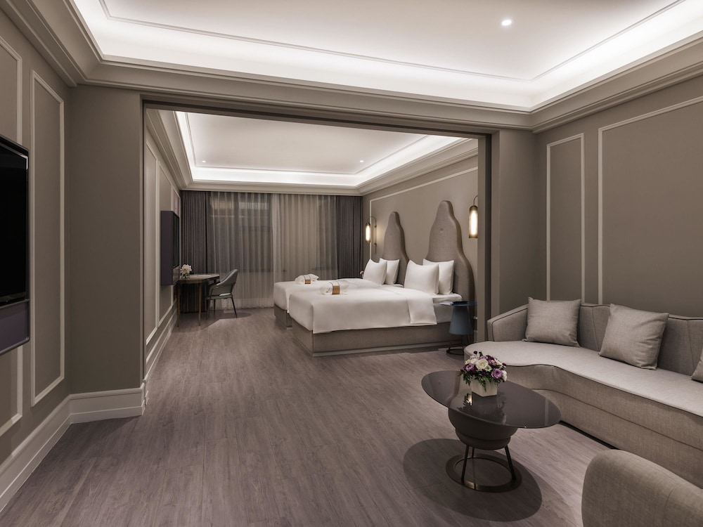 Mercure Shanghai Yu Garden On The Bund 30/41