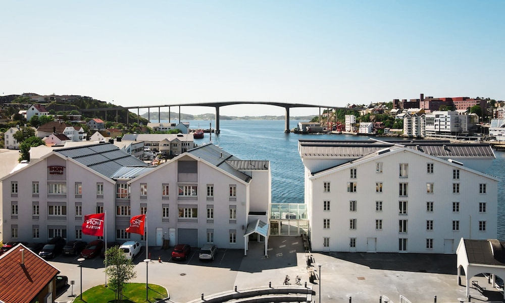 Thon Hotel Kristiansund 3/48