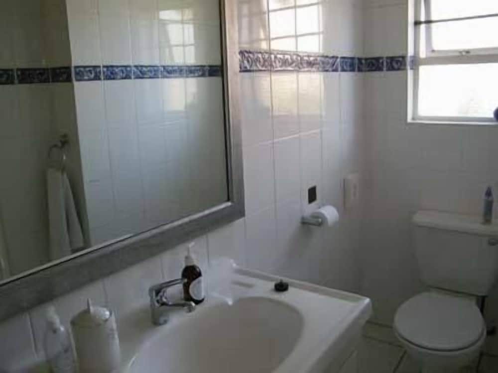 Princes Lodge Guest House 24/26