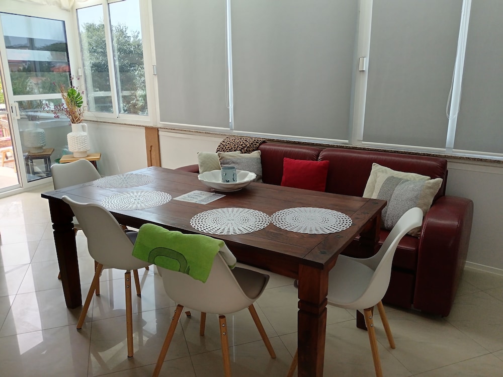 APARTMENTS MORETA 27/50