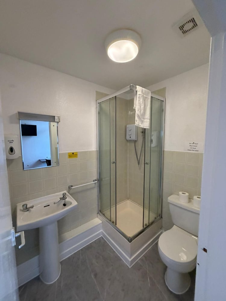Spean Bridge Hotel 39/42