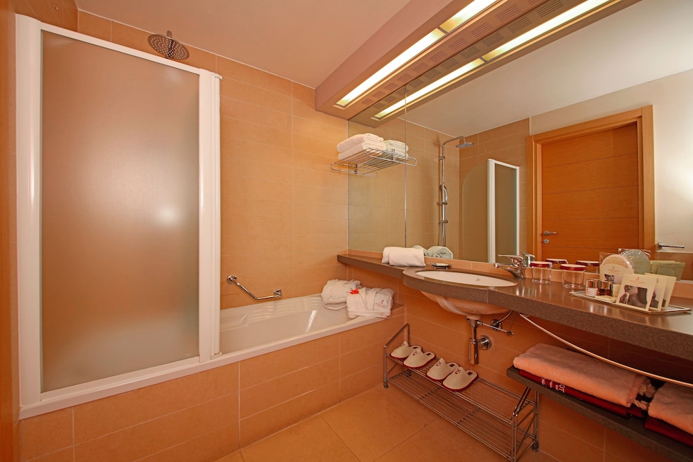 Hotel Caesius Thermae Spa Resort 27/80