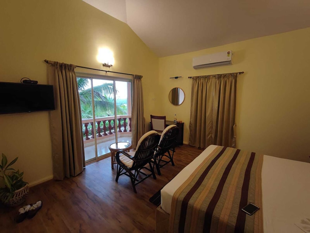 INDISMART WOODBOURNE RESORT 20/50