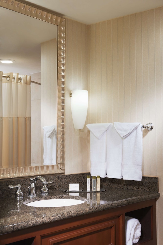 Doubletree By Hilton Austin 25/60