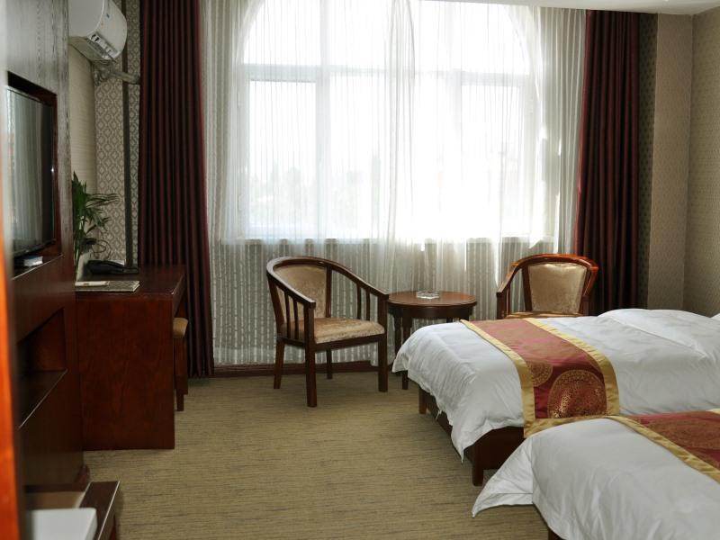 GreenTree Alliance Tacheng Wenqin Road Left Bank Of Sunshine Hotel 13/24