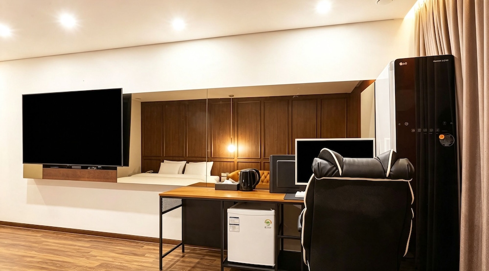 Hotel M Place 45/53