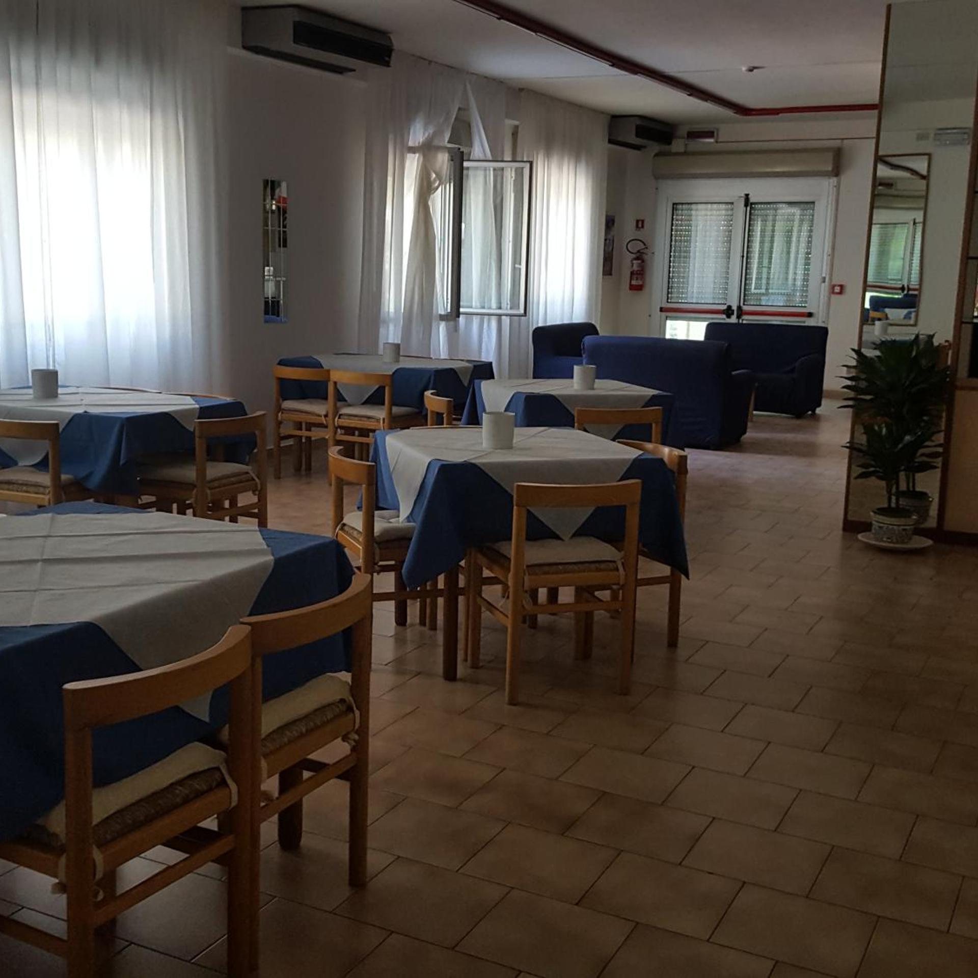 Nazionale Hotel 34/52