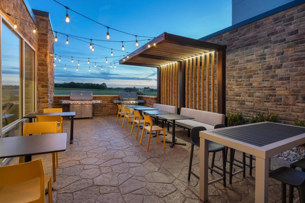 Home2 Suites by Hilton Burlington, NJ 21/36