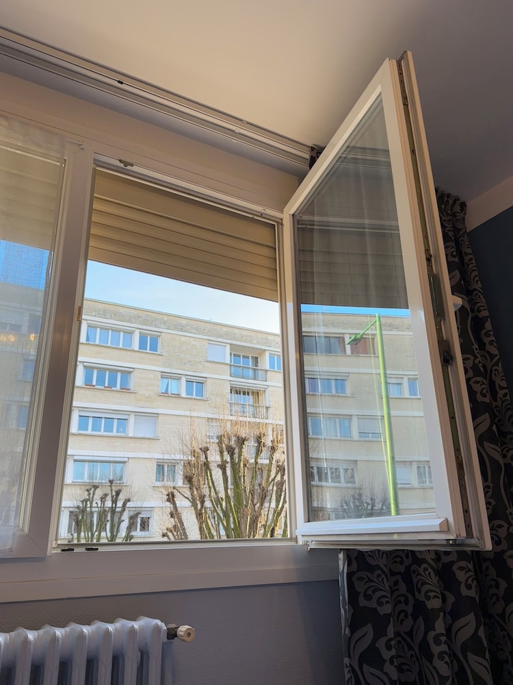 Hotel de Caen 27/38