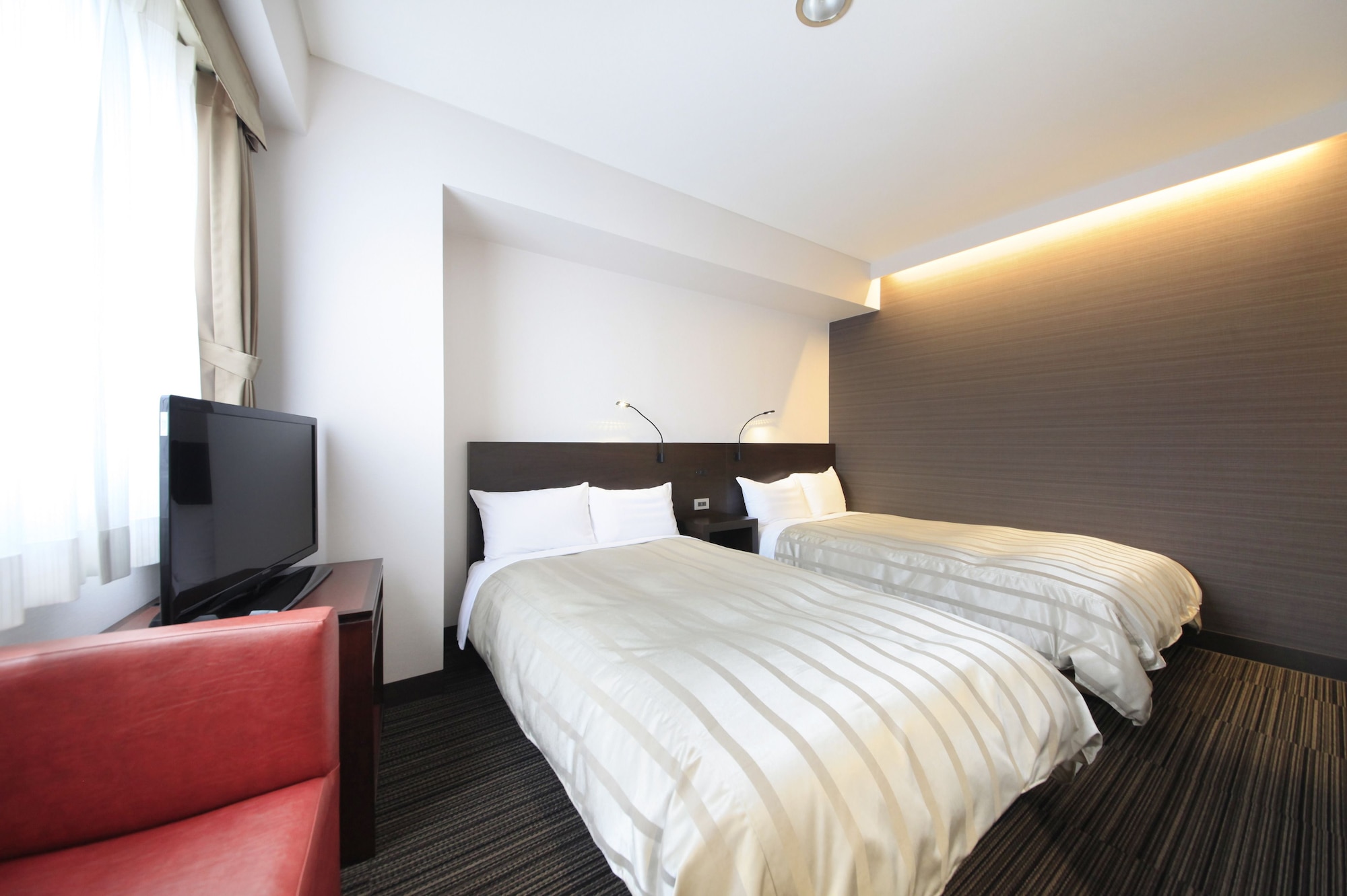 غرفة بسريرين منفصلين، Atsugi Urban Hotel 3/7