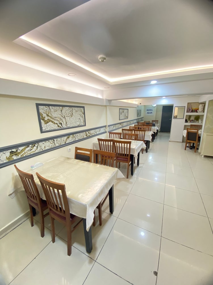 Abam Hotel 35/39