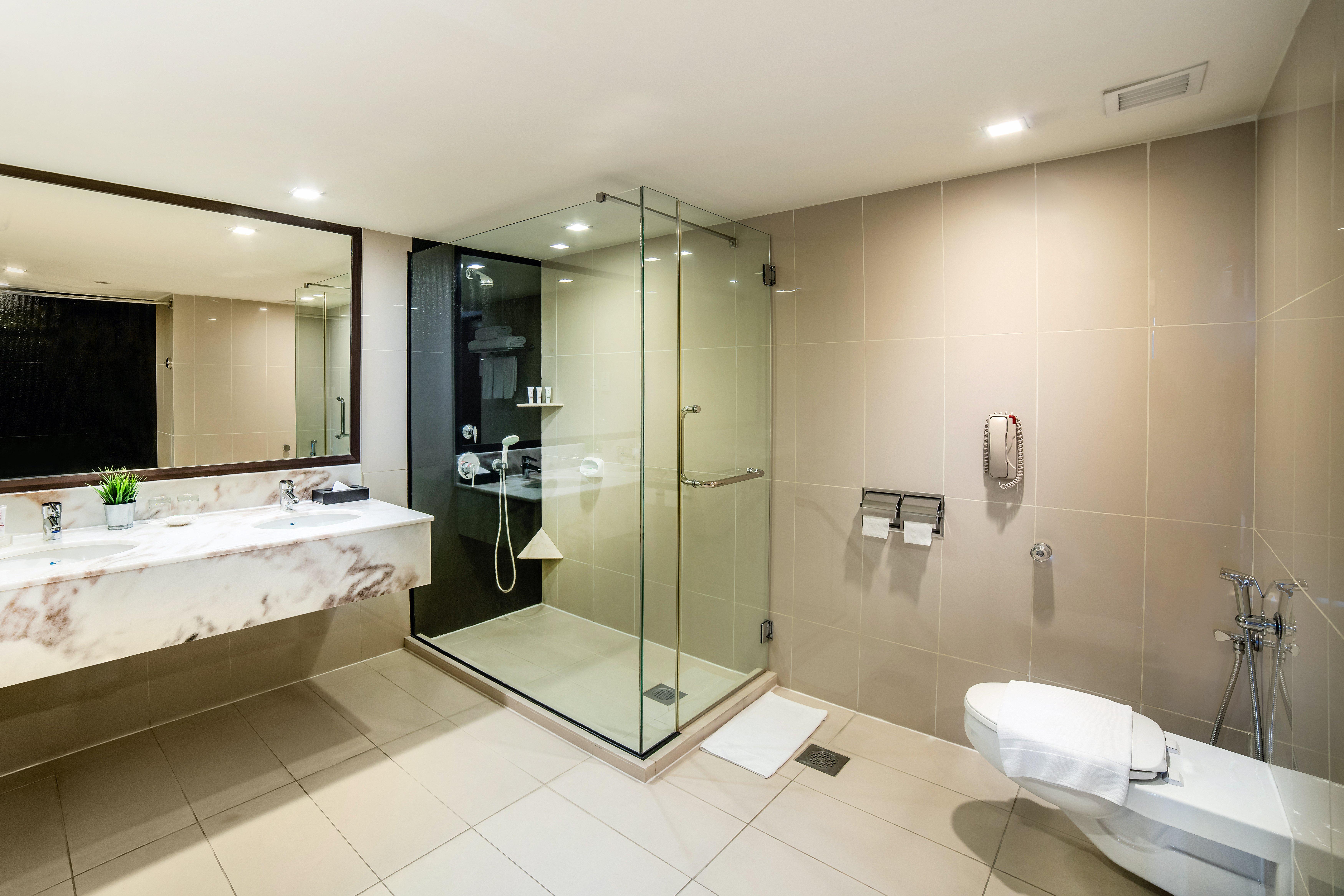 Hilton Shah Alam Glenmarie 50/50