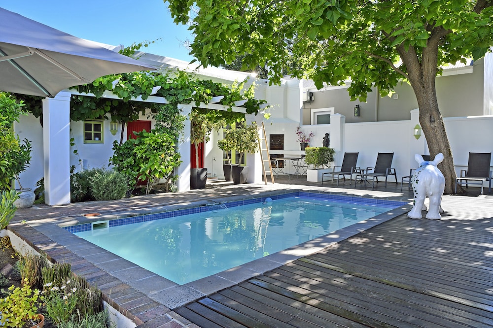 Ashbourne House Guest House 82/93