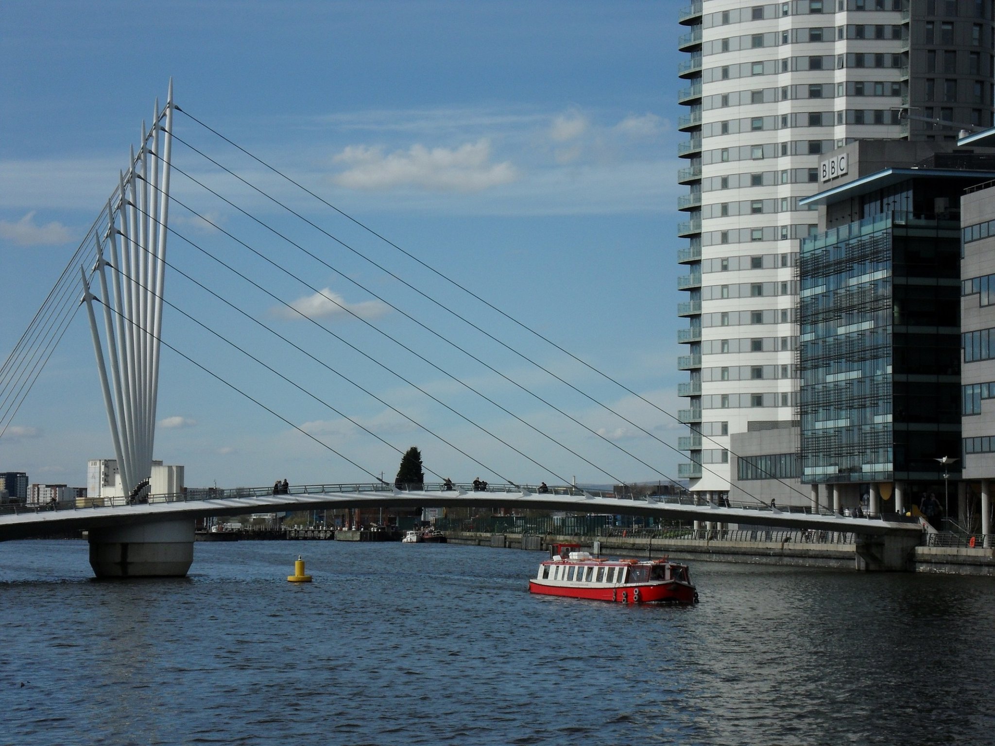 Quay Apartments Salford Quays 19/22