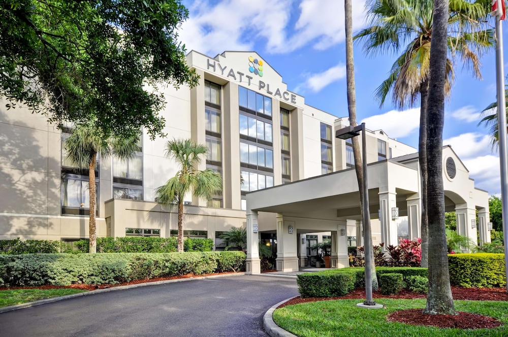Hyatt Place Tampa Airport/Westshore 70/78