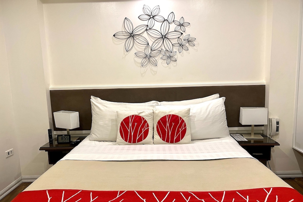 Khotel near T3 Airport 30/48