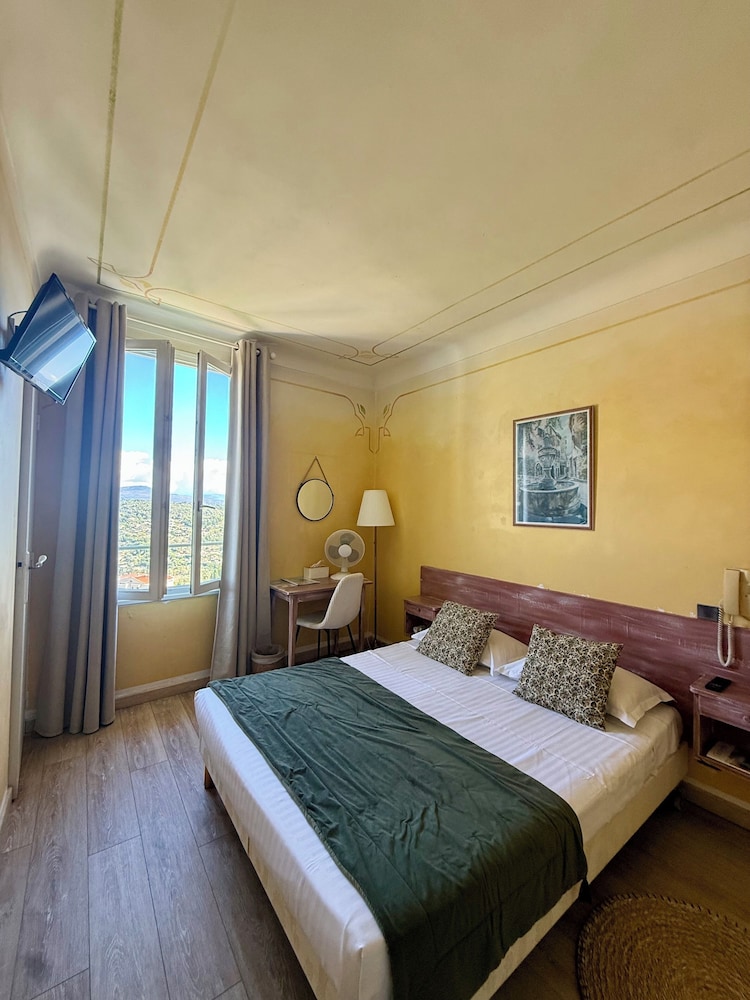 Hotel Miramar 20/69