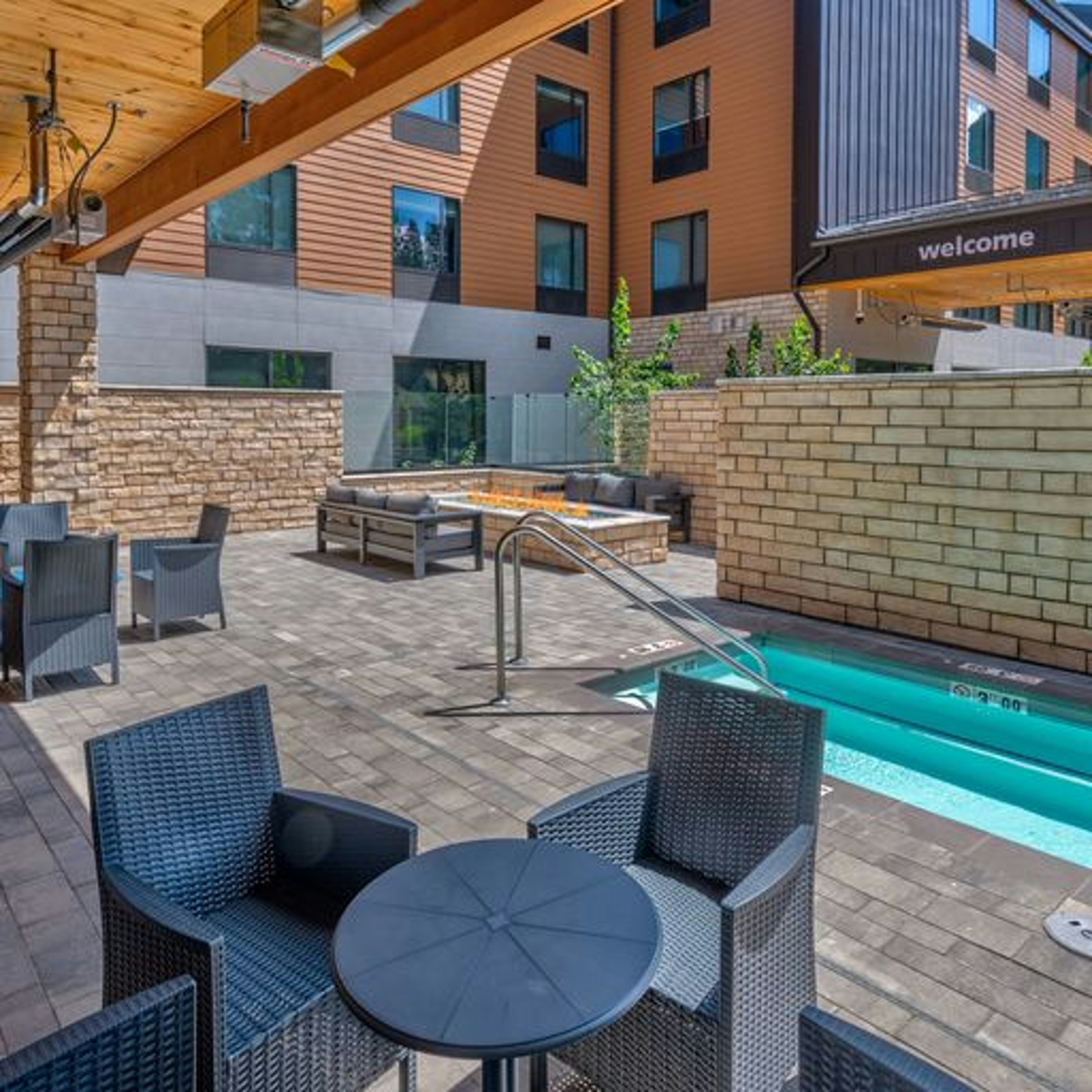 Hampton Inn and Suites South Lake Tahoe 26/39