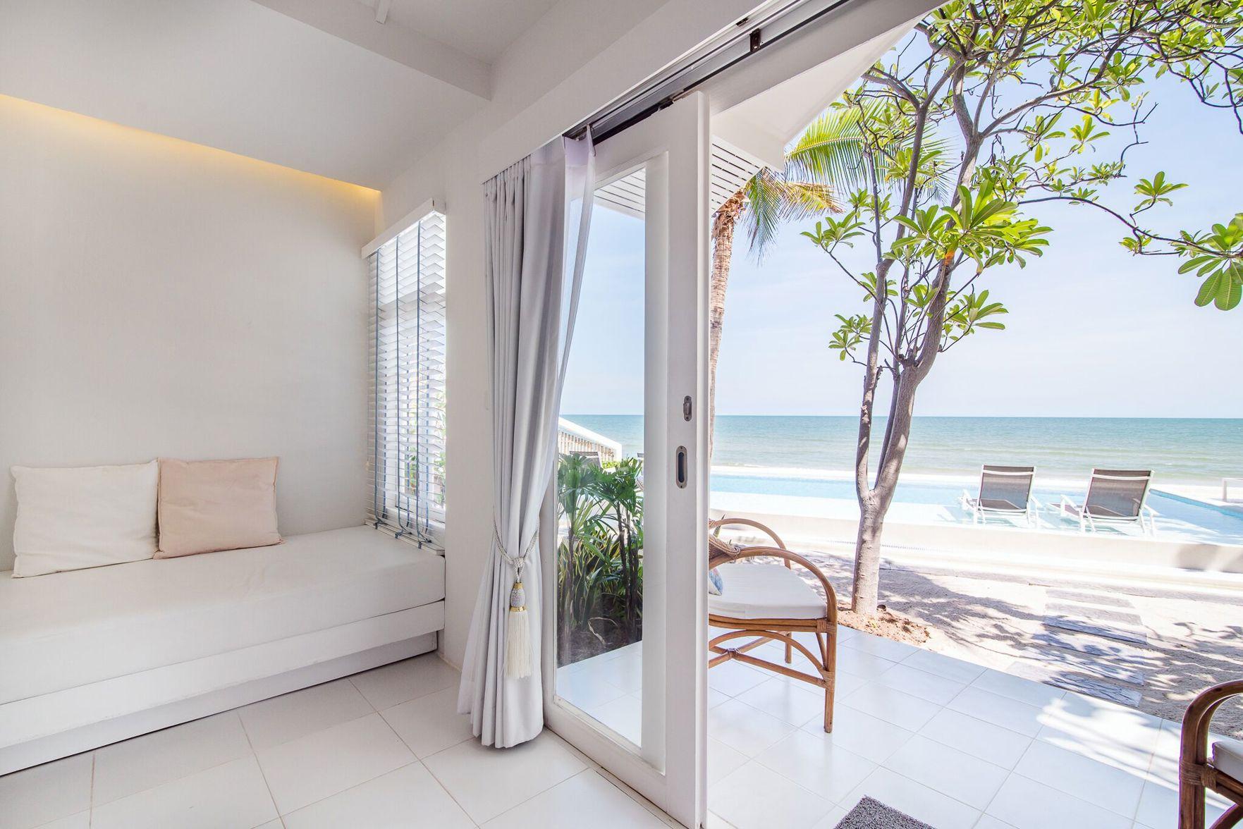 1 Bedroom, Beach Front, Pool Access