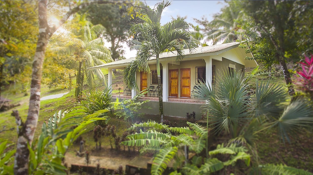 Rancho Corcovado Lodge 10/67