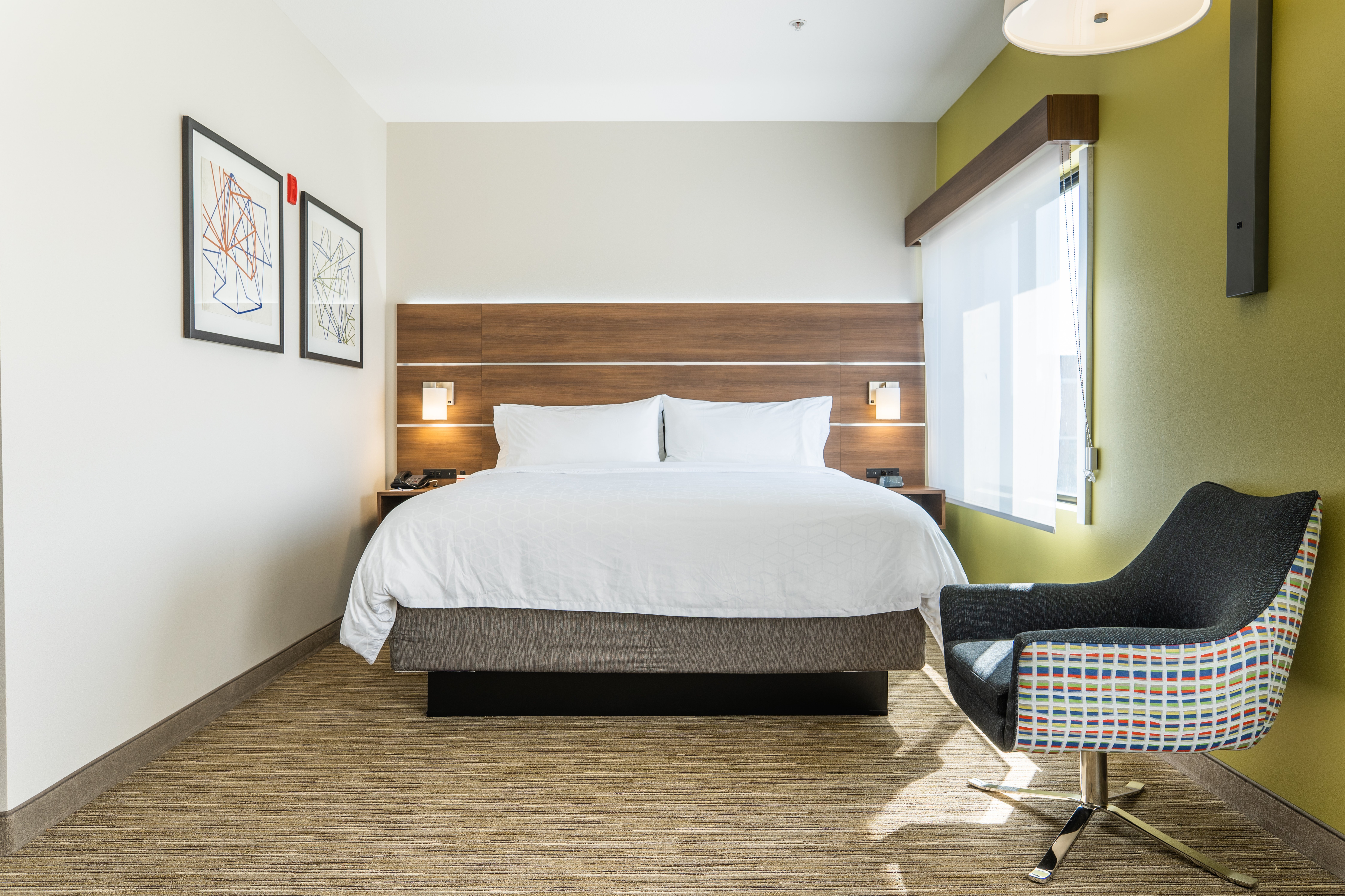 Standard, King Bed, Top Floor