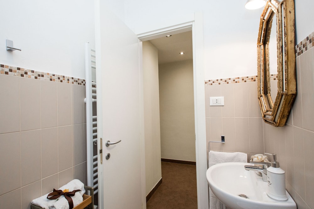 Charming Suite Cavour Heart Of Florence 21/23