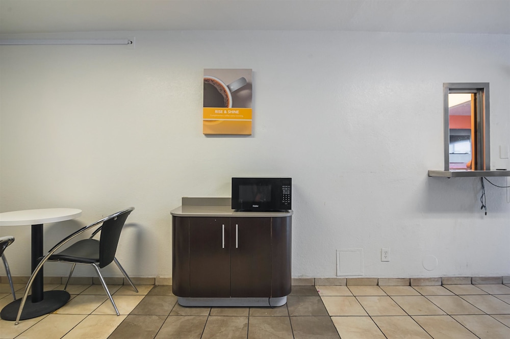 Motel6 Bessemer, AL - Birmingham 48/62