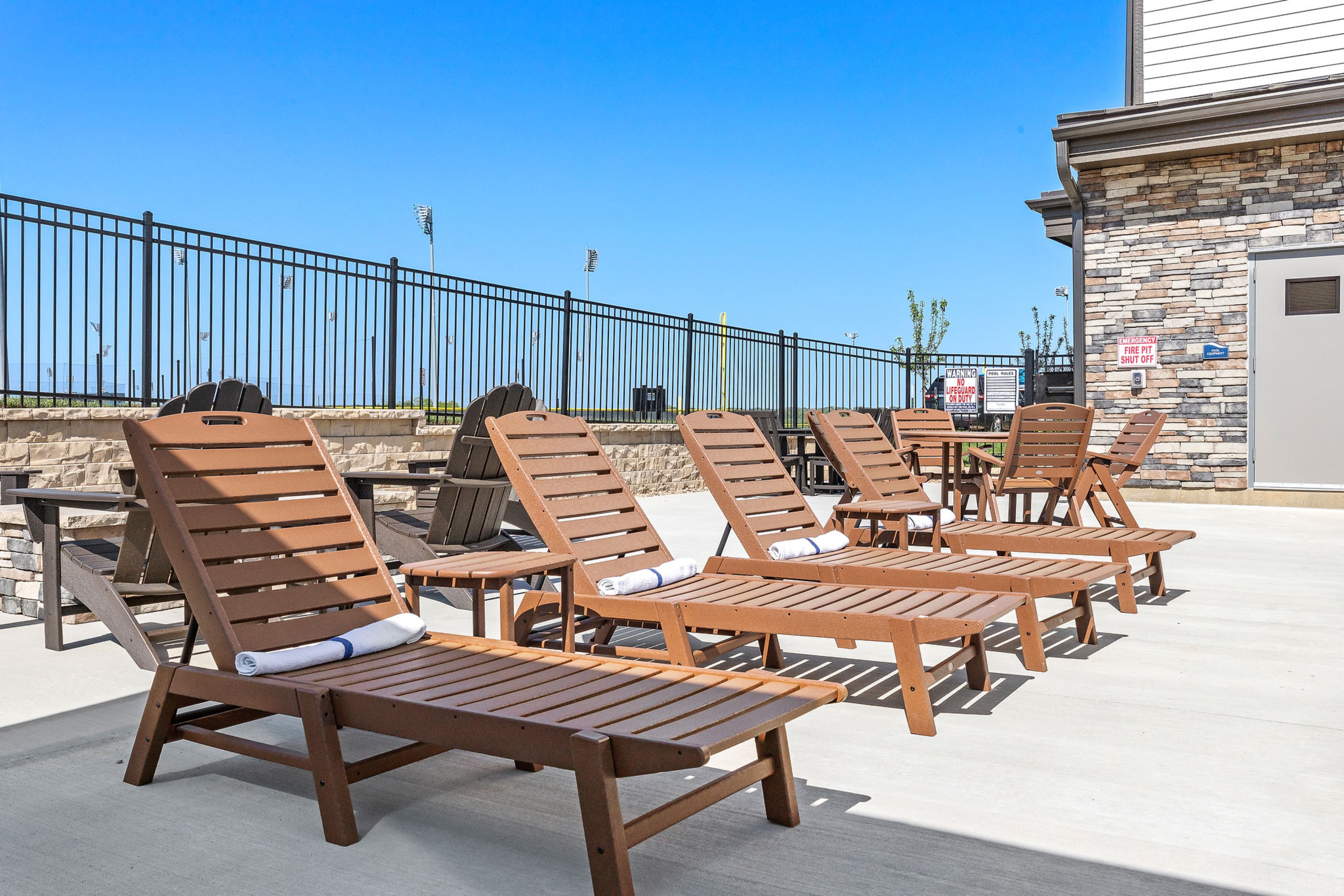 Holiday Inn Express Kansas City North Parkville, an IHG Hotel 39/50