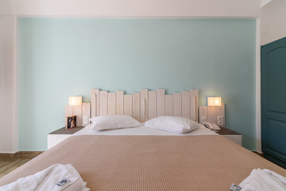 Iris Boutique Hotel 7/35