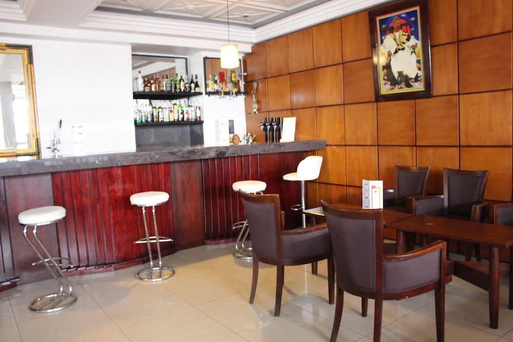 Lewat Hotel 19/30