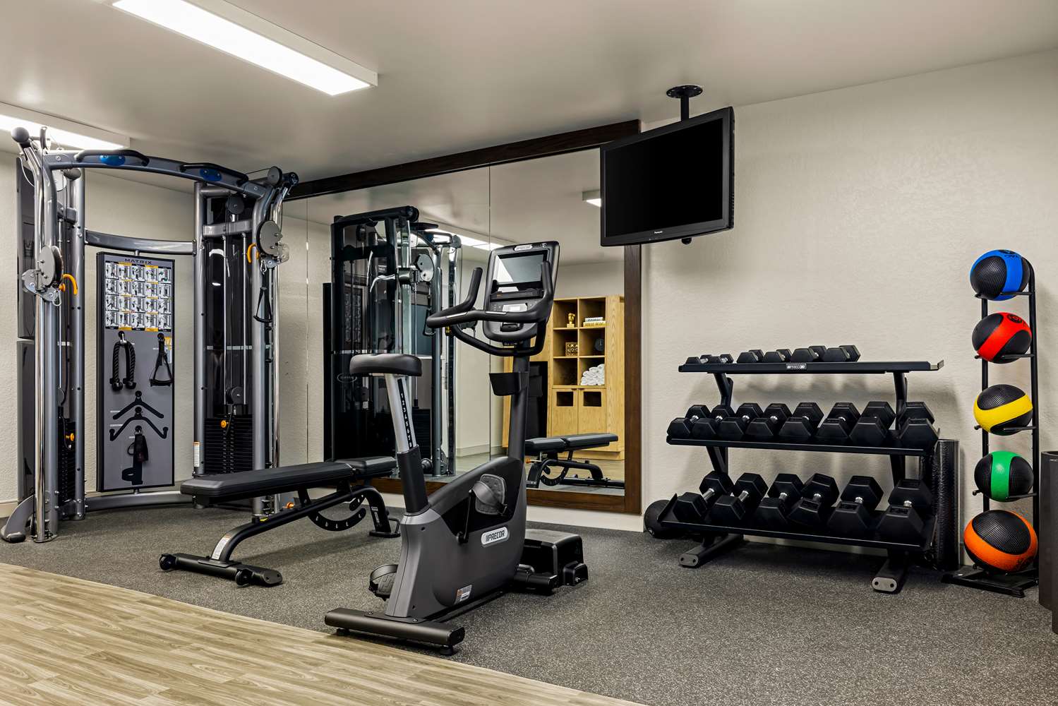 Sonesta Simply Suites Irvine East Foothill 8/20