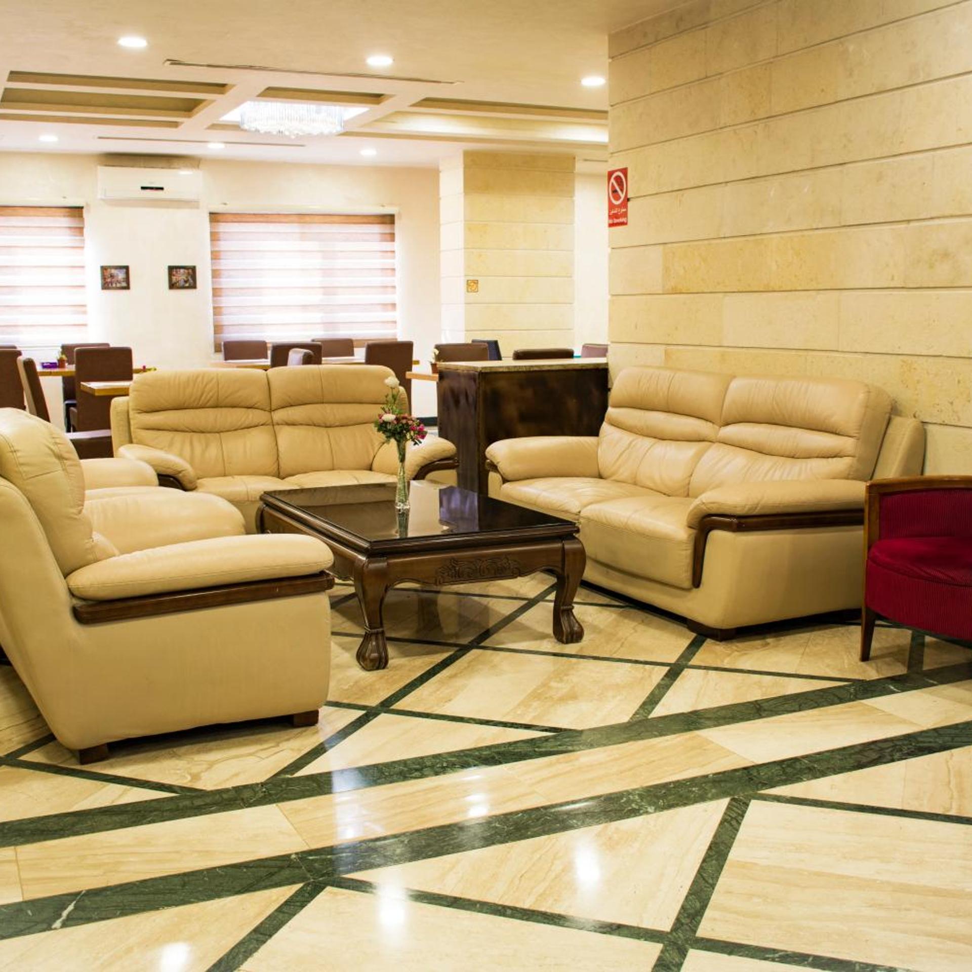 Olive Hotel 38/58
