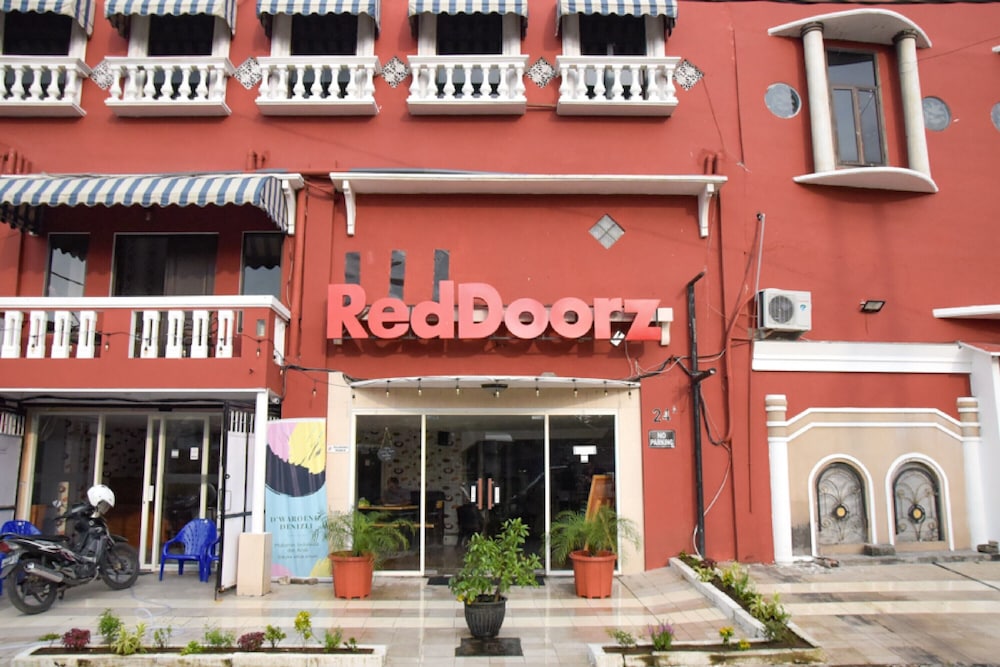 Reddoorz Near Pelabuhan Tanjung Perak 2 Surabaya 3/33